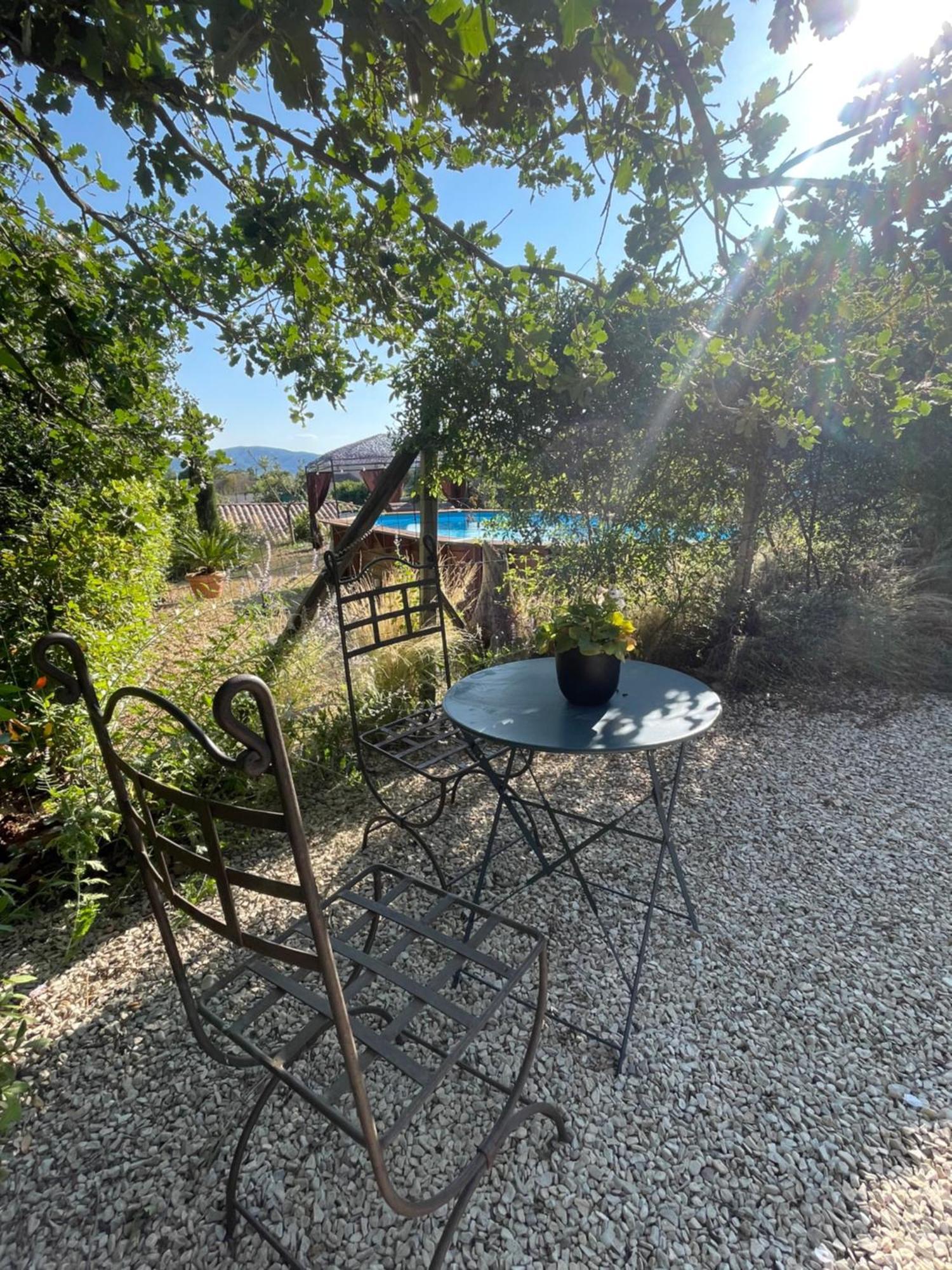 Villelaure Maison D'Hotes Les Jardinettes En Luberon מראה חיצוני תמונה